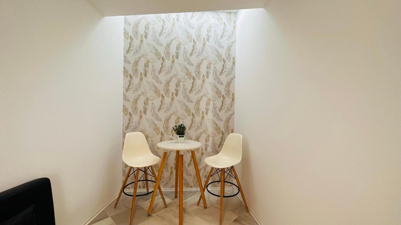 Apartamentos Gadir Centro Cadiz Luaran gambar
