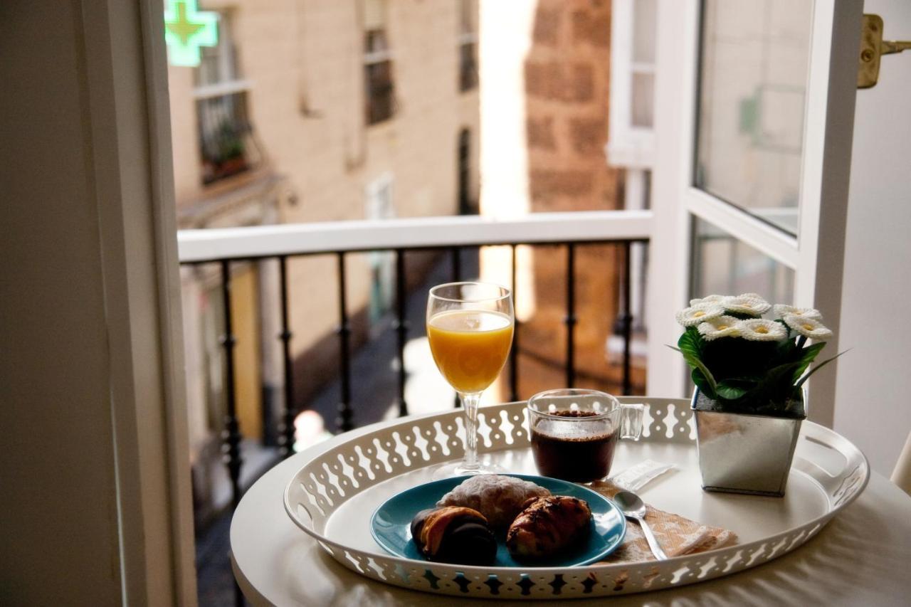 Apartamentos Gadir Centro Cadiz Luaran gambar