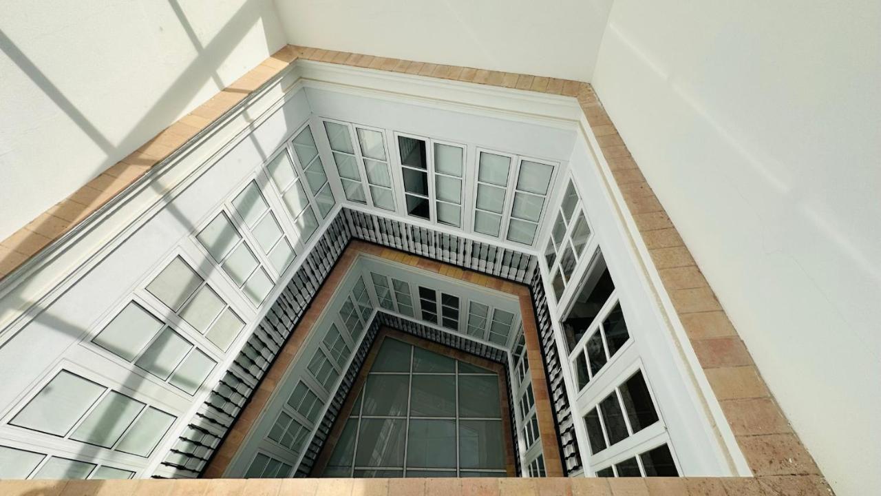 Apartamentos Gadir Centro Cadiz Luaran gambar