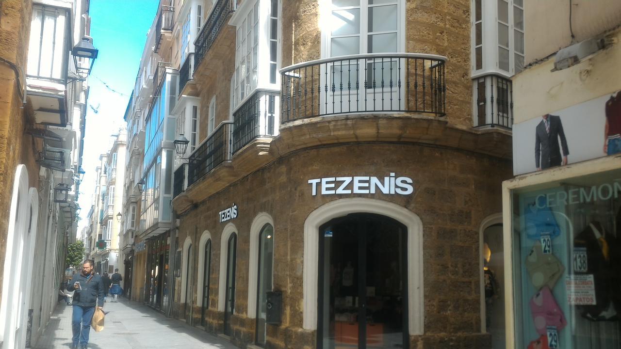 Apartamentos Gadir Centro Cadiz Luaran gambar